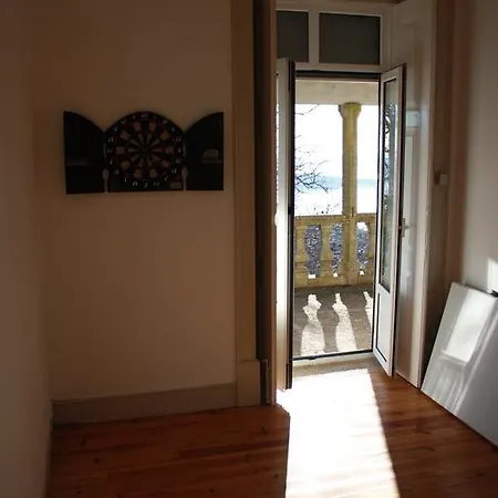Penhas Da Saude Villa Exterior photo