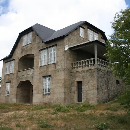 Penhas Da Saude Villa Exterior photo